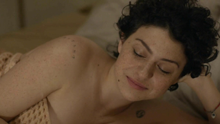 Nude celebs » Alia Shawkat nude, Amy Landecker sexy - Transparent s04e04-06 (2017)