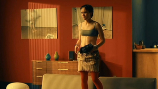 Nude celebs » Ellen Page sexy - Hard Candy (2005)