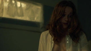 Célébrités nues » Kerry Condon nue - Luck s01e04 (2012)