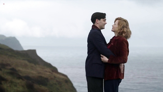 Celebridades nuas » Maxine Peake nua - Room at the Top s01e02 (2012)