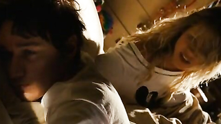 Célébrités nues » Kristen Hager sexy - Wanted (2011)