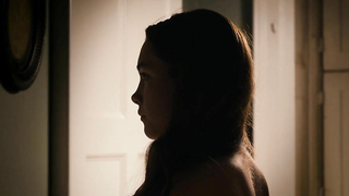 Célébrités nues » Florence Pugh nue - Lady Macbeth (2016)