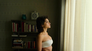 Celebrità nude » Amber Rose Revah nuda - The Punisher s01e05 (2017)