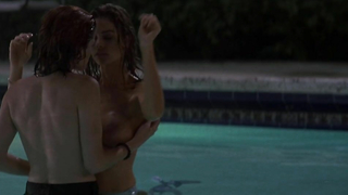 Nude celebs » Denise Richards nude, Neve Campbell sexy - Wild Things (1998)