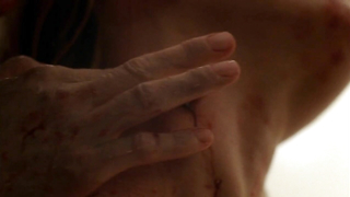 Celebridades desnudas » Anna Paquin desnuda - True Blood s03 (2010)