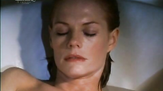 Marg Helgenberger nackt – Sexszene aus Conundrum (1996)