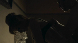 Vica Kerekes sexy - scena di sesso da Deckname Holec (2016)