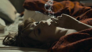 Vica Kerekes sexy - scena di sesso da Deckname Holec (2016)