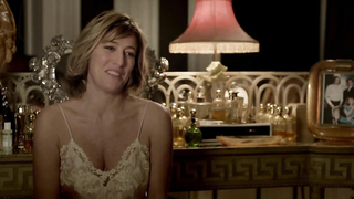 Valeria Bruni Tedeschi sexy - cena de sexo de Human Capital (2013)