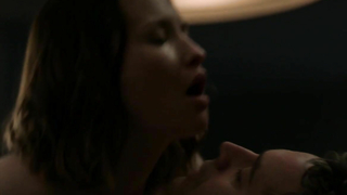 Emily Browning nuda - scena di sesso da The Affair (2014)