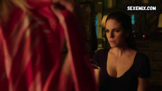 Rachel Skarsten, Anna Silk Lesbian, scena in Lost Girl s03e12 (2013)