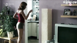 Tereza Nvotova, Anna Siskova sexy, Szene in Male oslavy (2008)