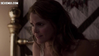 Keri Russell sexy, Szene in The Americans s04e02 (2016)