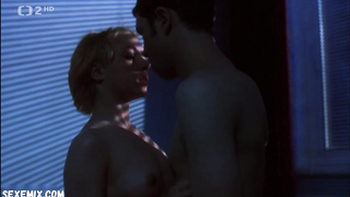 Tatiana Vilhelmova sexy, scena del culo in Septej (1996)