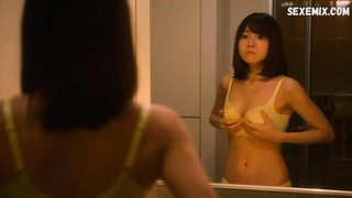 Shizuka Nakamura, Juri Kawasaki sexy, cena em Fishbowl Wives s01e02 (2022)