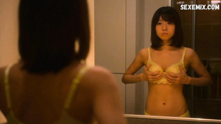 Shizuka Nakamura, Juri Kawasaki sexy, cena em Fishbowl Wives s01e02 (2022)