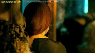 Lesbian Sex with Julianne Moore And Amanda Seyfried, scene In Chloe