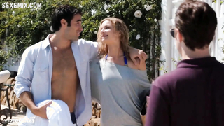 Bikini Emily VanCamp, scena in Revenge s01e07 (2012)