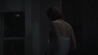 Anna Friel, Louisa Krause lesbian, scene in The Girlfriend Experience s02e07 (2017)