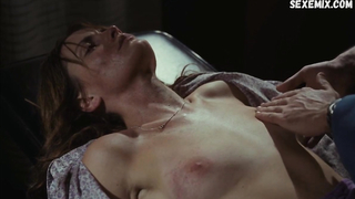 Nathalie Nell full frontal nudity, scene in L'amour viole (1978)