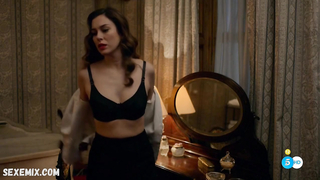 Scène sexy de Blanca Suarez dans Lo que escondian sus ojos (2016)