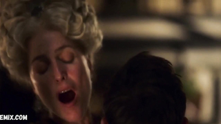 Gillian Anderson fa sesso seduta sul davanzale della finestra, scena in The Great s02e08 (2021)