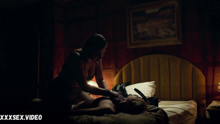 Liz Gallardo underwear, scene in Bunker s01e03 (2022)