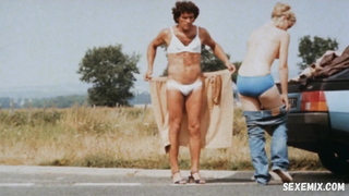 Bee Michelin shows full frontal nudity, scene in Rendez-moi ma peau... (1980)