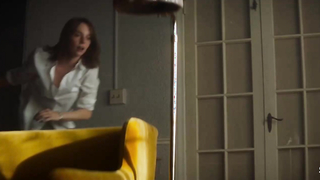 Maya Hawke is very sexy in the movie ”Mainstream” (2020)