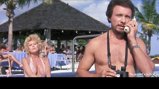 Leslie Easterbrook desnuda en Private Resort