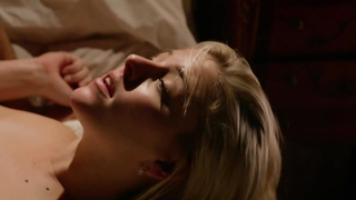 Helene Yorke escena desnuda en Graves s01e03 (2016)