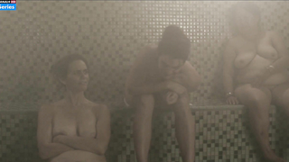 Amy Landecker, Gaby Hoffmann Nacktszene in Transparent s02e05 (2015)