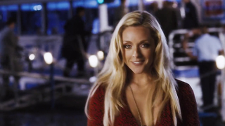 Scena nuda di Jane Krakowski in Alfie (2014)