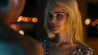 Isabel Lucas Bel culone con un corpo magro, culo grosso per dayzzz:D - The Loft (2014)