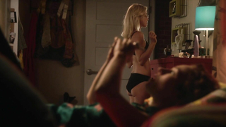 Laura Ramsey sexy, underwear scene - Hindsight s01e01-02 (2015)