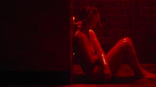 Rachel Korine nua, seios, cena de sexo - Spring Breakers (2013)