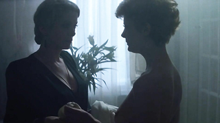 Susan Sarandon nua, Catherine Deneuve nua, cena de sexo de The Hunger (1983)