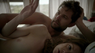 Ruth Wilson nua, cena de sexo de The Affair s01e01 (2014)