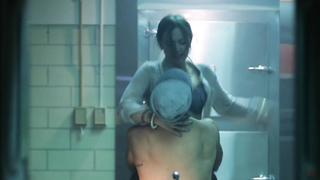 Katharine Isabelle çıplak, See No Evil 2 (2014) filminden seks sahnesi