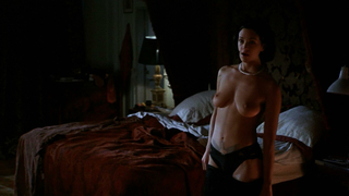 Asia Argento nuda, scena di sesso da B. Monkey (1998)