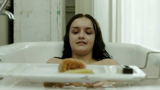 Olivia Cooke - The Quiet Ones (2014)