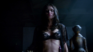 Karolina Wydra - True Blood s07e06 (2014)