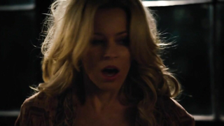 Elizabeth Banks - La passeggiata della vergogna (2014)