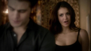 Nina Dobrev - Diários de um Vampiro s05e16 (2014)