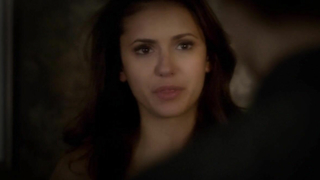 Nina Dobrev - Diários de um Vampiro s05e16 (2014)