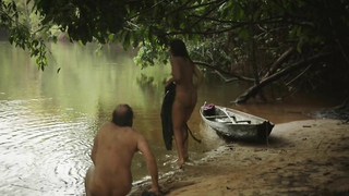 Vimala Pons desnuda, escena de sexo de La loi de la selva (2016)