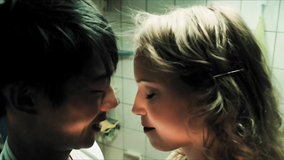 Enni Ojutkangas nuda, scena di sesso da Bunny the Killer Thing (2015)