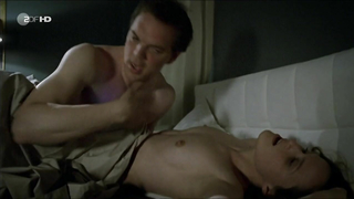 Suzanna Dilber nude, sex scene from Der Kommissar und das Meer s01e10 (2011)