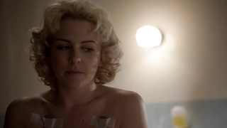 Helene Yorke i Romina Bovolini nago, scena seksu z Masters of Sex s01e05 (2013)