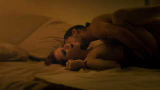 Evan Rachel Wood nuda, scena di sesso da Charlie Countryman (2013)